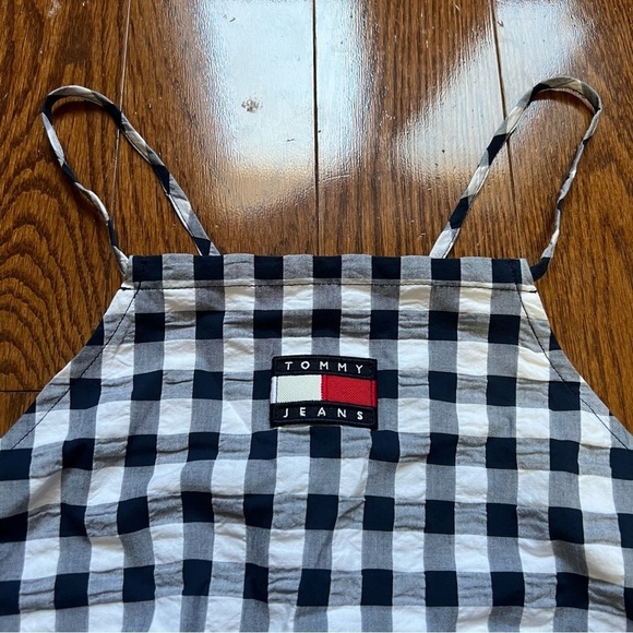 [NWT] Tommy Hilfiger Jeans Seersucker Gingham Lace up Halter Top - Sz S - Picture 4 of 13